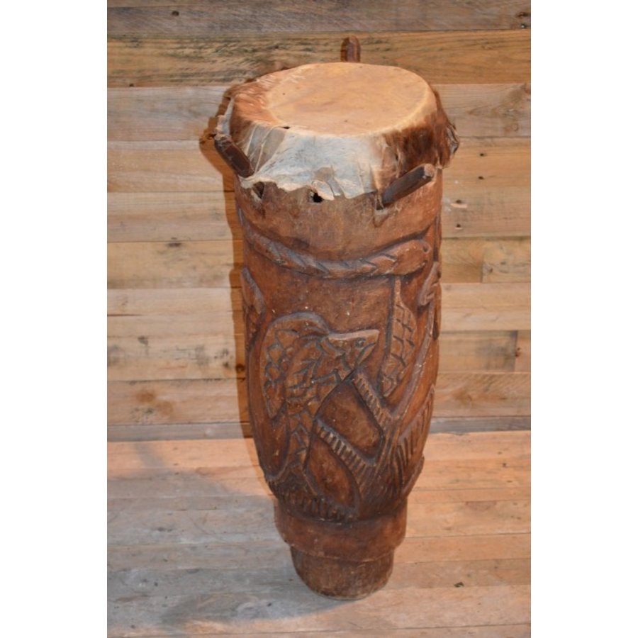 Afrikaanse djembe trommel met sierlijk houtsnijwerk-2