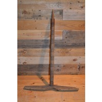 thumb-Antieke houten spinrok met gedecoreerde staander-1