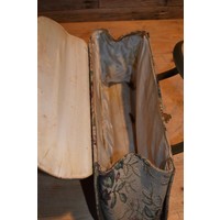 thumb-Oude gobelin handtas met barnsteen versierde sluiting.-5
