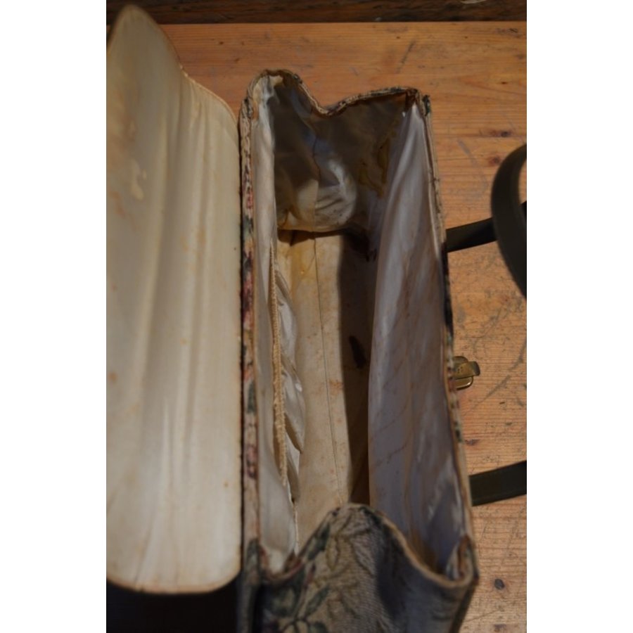 Vintage gobelin handtas met leren klep-6