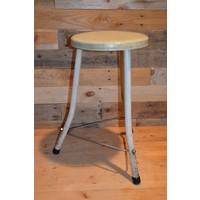 thumb-Brabantia retro driepoot zitkrukje-2