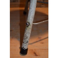thumb-Brabantia retro driepoot zitkrukje-3