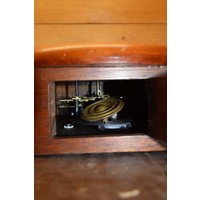 thumb-Vintage ronde hangklok met massief houten lijst-4