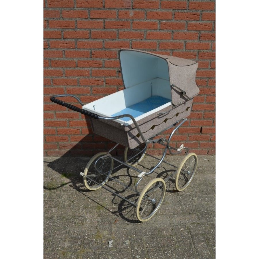 Retro kinderwagen met afneembare reiswieg-8