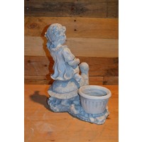 thumb-Leuke bloembak van een meisje dat op een schildpad zit-3