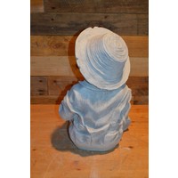 thumb-Betonnen tuinbeeld van een jongen met boek in kleermakerszit-3