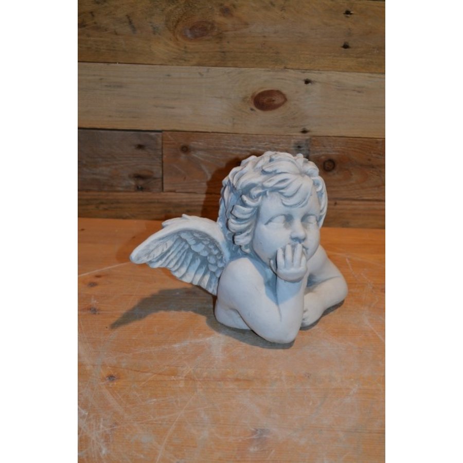 Lief betonnen beeldje van een denkend engeltje met vleugels-4