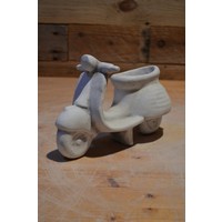 thumb-Betonnen bloembakje in de vorm van een retro scooter-1