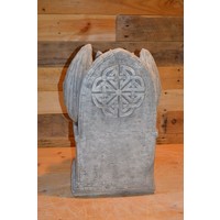 thumb-Betonnen Gargoyle – zittende waterspuwer op troon met vleugels-4