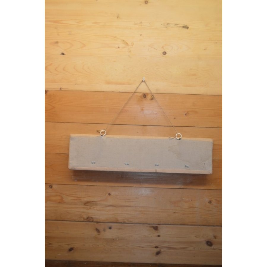 Kapstok voor kinderen geborduurd en vintage-5