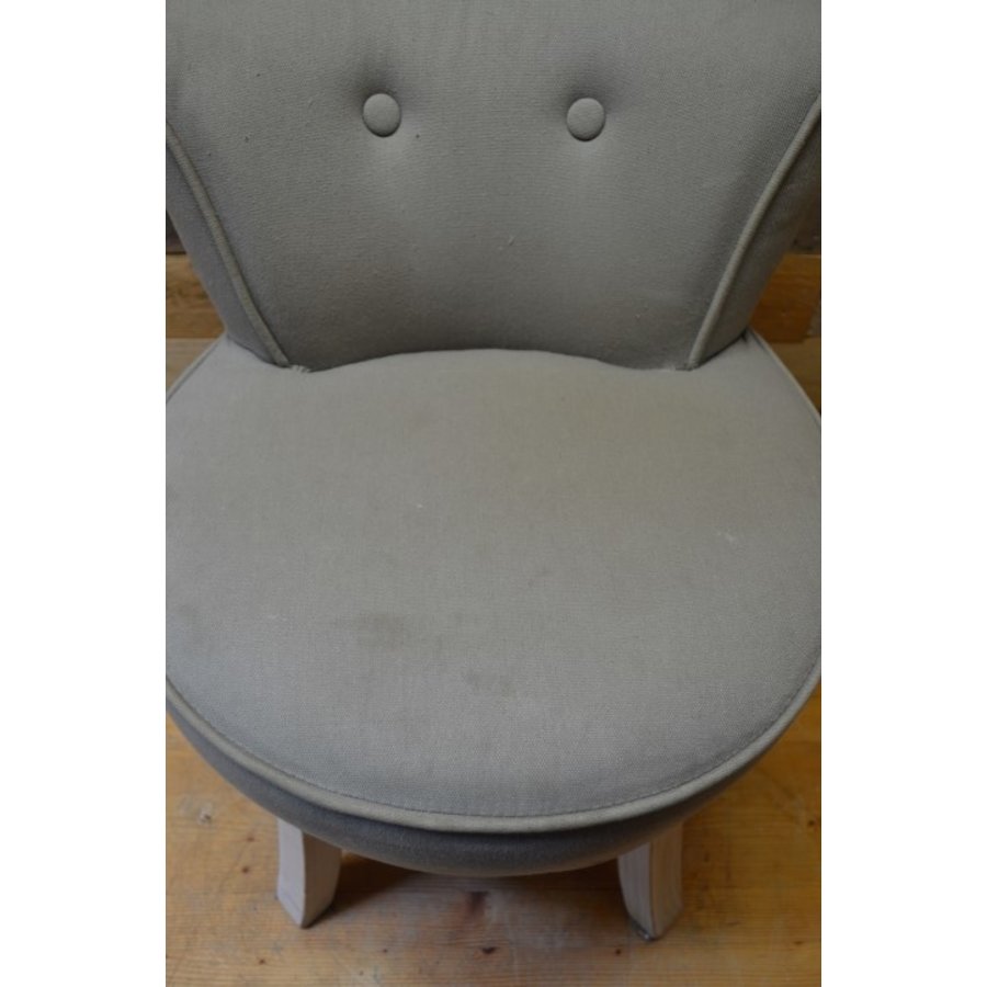 Brocante kinderstoel grijs-wit met stoffen bekleding-2