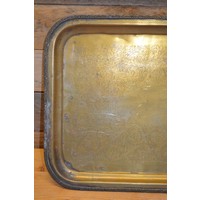 thumb-Vintage messing dienblad met gegraveerde bloemenrand-4
