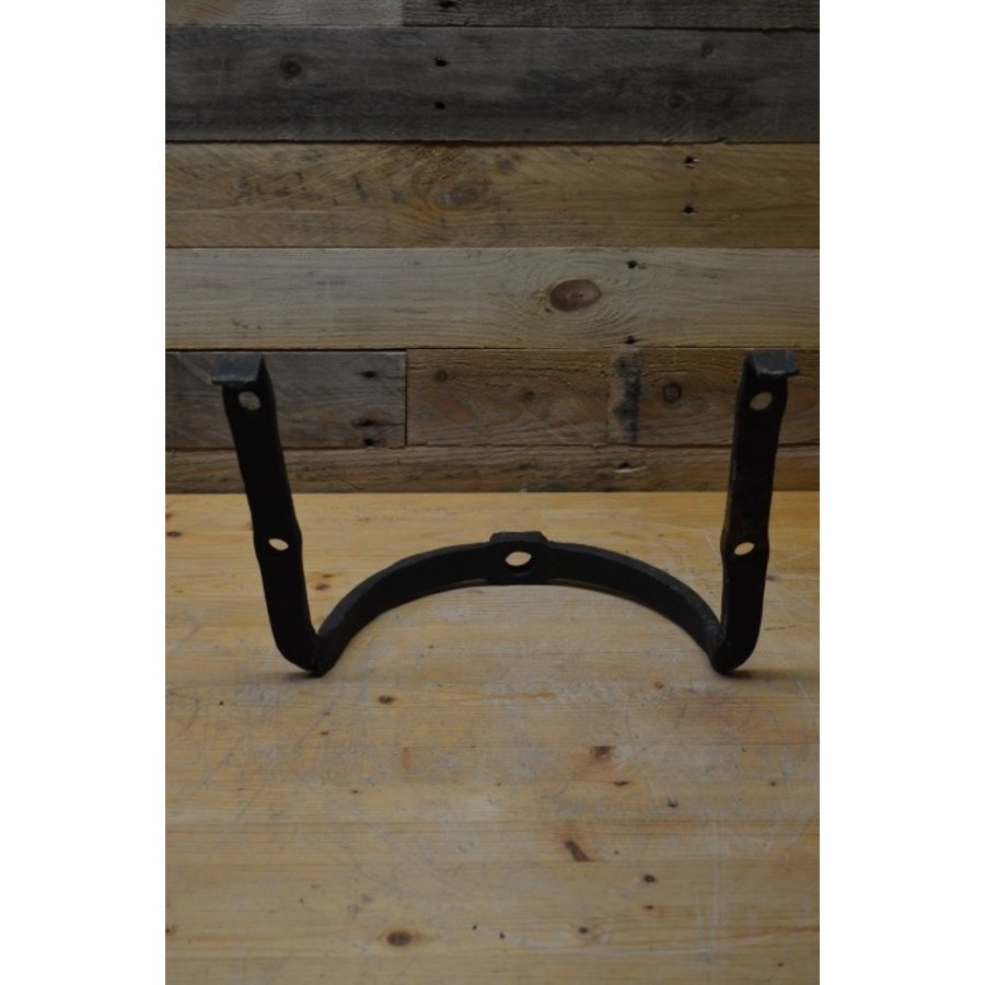 Antieke smeedijzeren industriële beugel-4