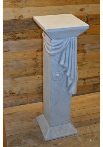 Betonnen beeld Hoge Griekse zuil 