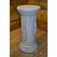 thumb-Betonnen ronde pilaar met koord en kwastjes – sokkel voor vaas of beeld-2