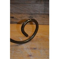 thumb-Rotan mandje op metalen driepoot-6