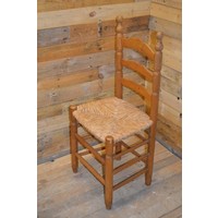 thumb-Oud houten keukenstoeltje met biezen zitting-2