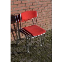 thumb-3 stoelen stapelbaar metalen frame  met rode bekleding-5
