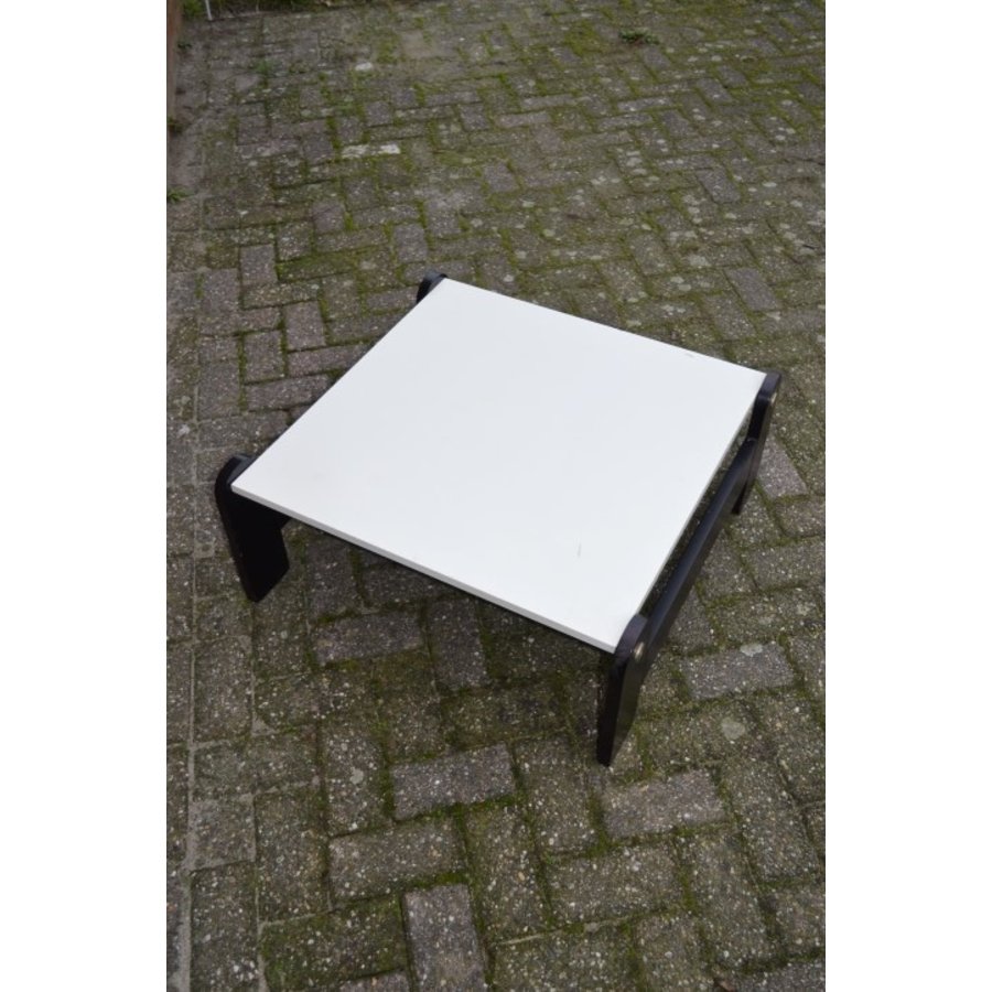 Retro salontafeltje zwart wit-3