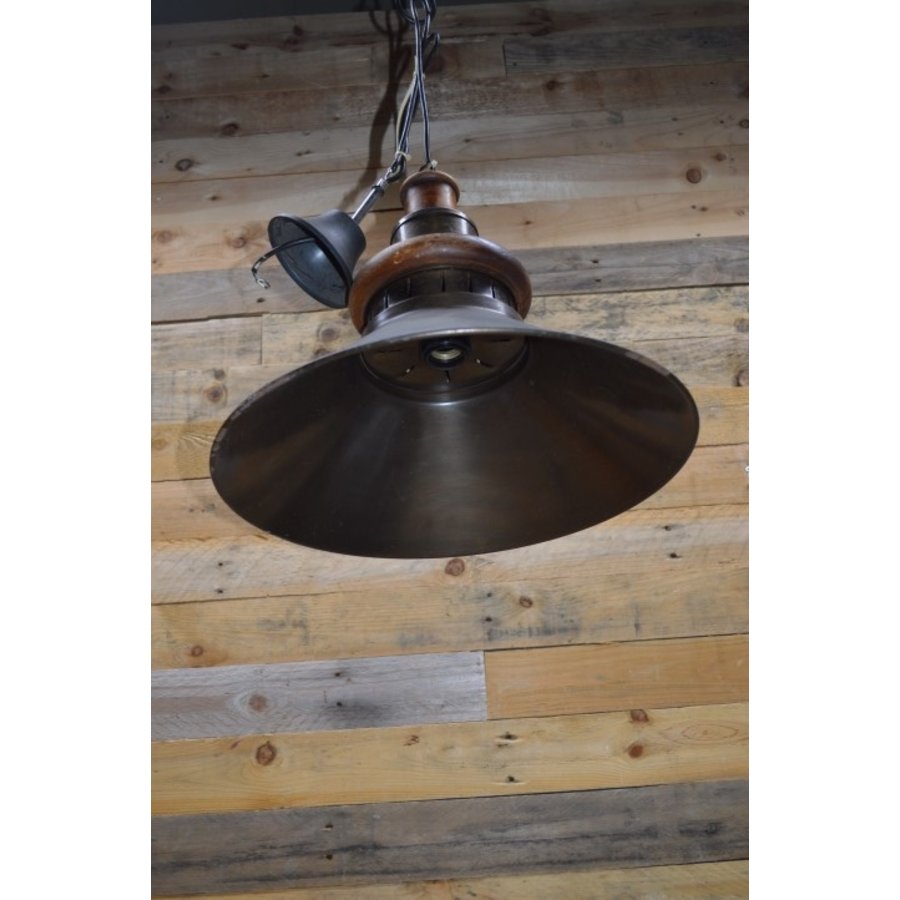 Industriële hanglamp van hout en metaal-3