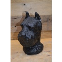 thumb-Betonnen hondenkop van een Schnauzer – zwart beeldje voor binnen of buiten-1