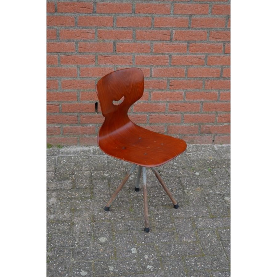 Retro kinder schoolstoeltje met rugleuning-1