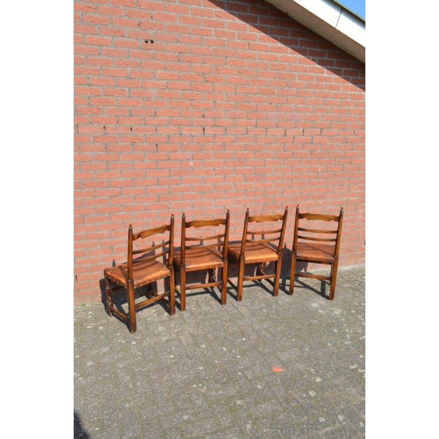 Set van 4 antieke knopstoelen met leren zitting-8