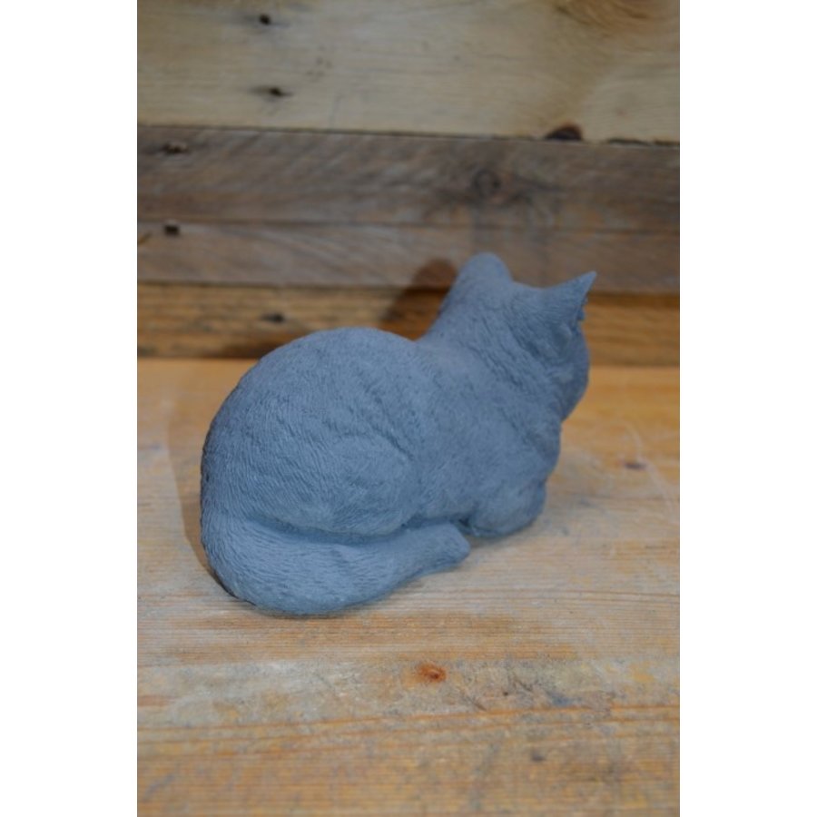 Schattig slapend katje van beton – beeldje voor binnen of buiten-4