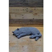 thumb-Grote slapende kat van beton – sfeervol beeld voor tuin en interieur-1
