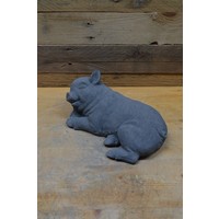 thumb-Klein slapend biggetje van beton – sfeervol dierenbeeld voor tuin en interieur-2