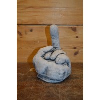 thumb-Betonnen beeld van een opgestoken middelvinger – ludiek cadeau of tuindecoratie-4