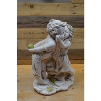 thumb-Romantisch betonnen beeld van meisje en jongen met appel-6