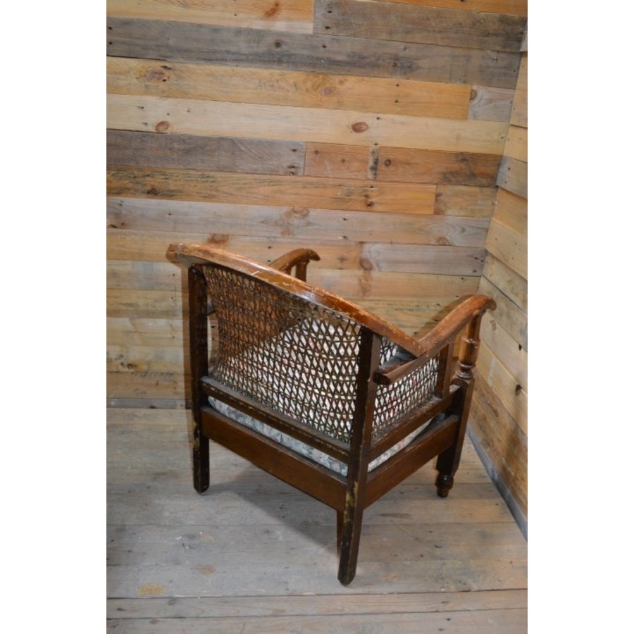 Antieke dames fauteuil met bamboe details-5