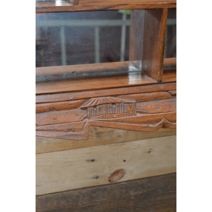 Spiegel met showplankjes-2