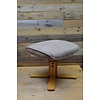 LoodsVol, Tweedehands Grijze hocker met houten onderstel