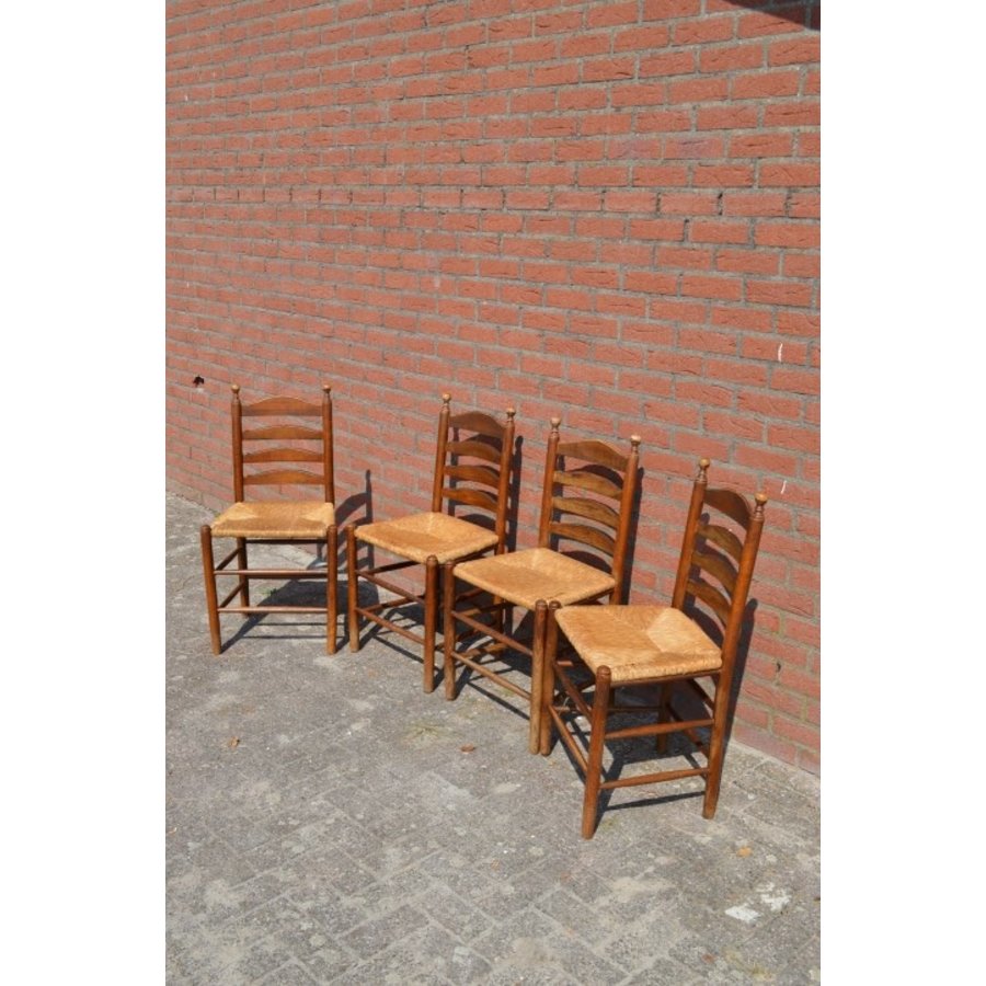 4 oud eiken knopstoelen-2