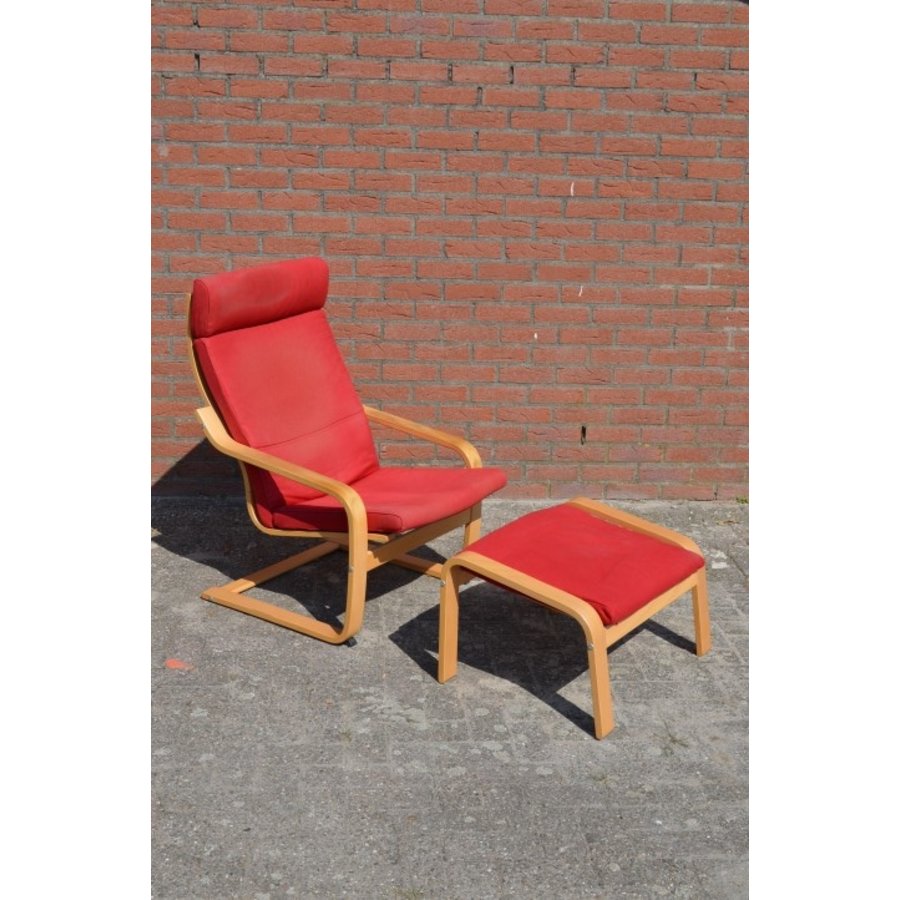Ikea en hocker Rode stof │ Hout │ Loodsvol.com -