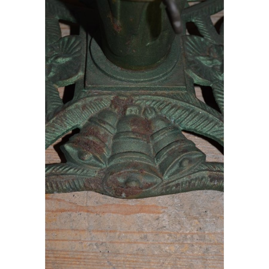 Groene metalen kerstboomstandaard voor kleine kerstboom-3