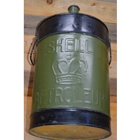 thumb-Oude Shell petroleum tank met landschapschildering-5