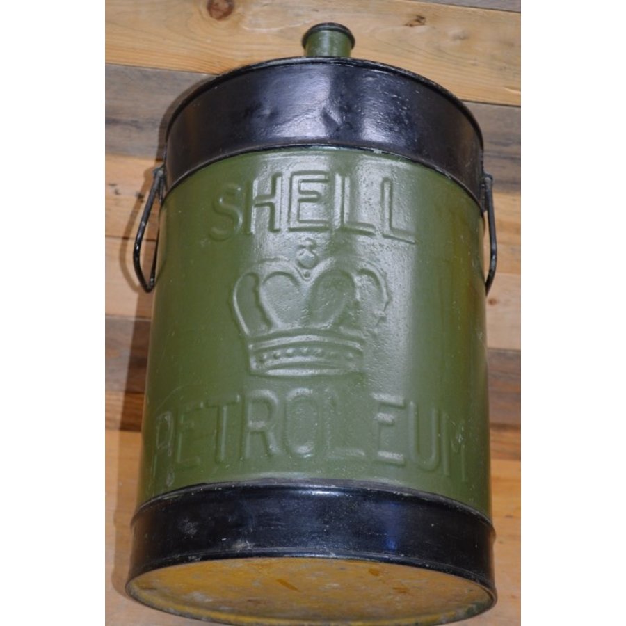 Oude Shell petroleum tank met landschapschildering-5