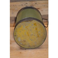 thumb-Oude Shell petroleum tank met landschapschildering-6