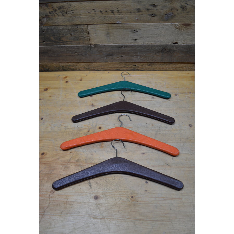 Retro kleerhangers set van 4-2