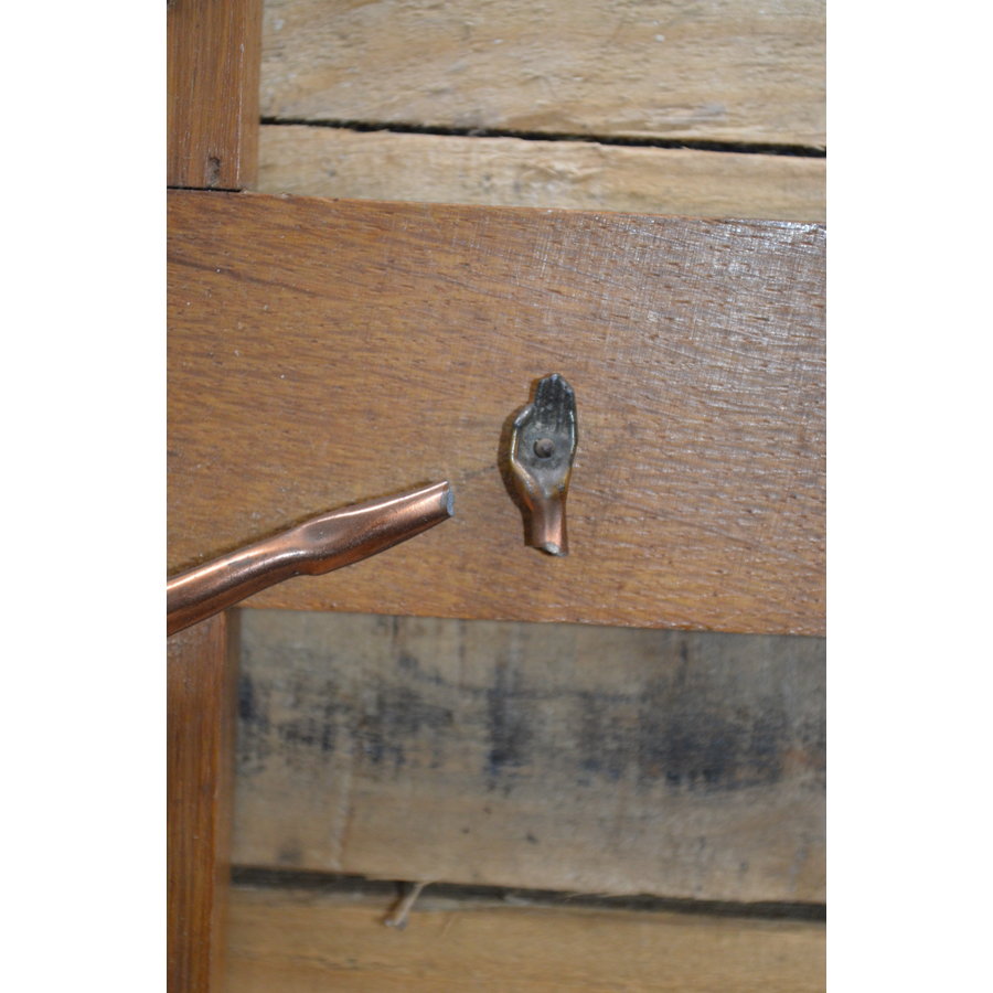 Heilig kruis met koperen beeld-3