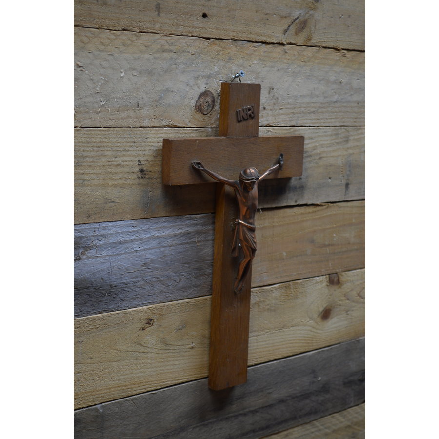 Heilig kruis met koperen beeld-4