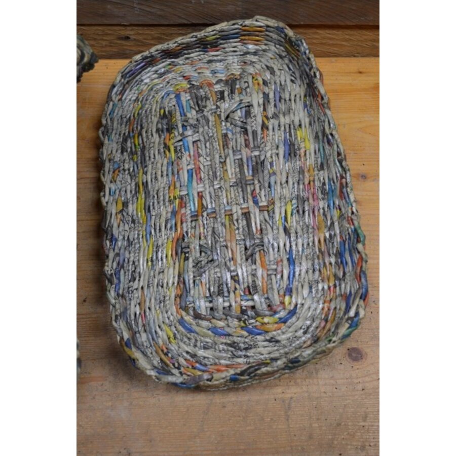 Decoratieve gevlochten papieren mand met handgrepen en deksel-7