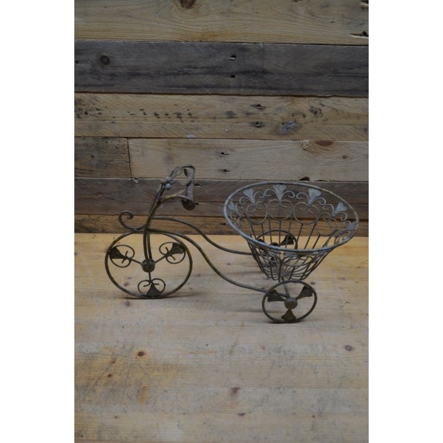 Metalen decoratieve driewielerfiets met mand-2