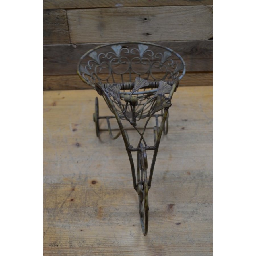 Metalen decoratieve driewielerfiets met mand-4