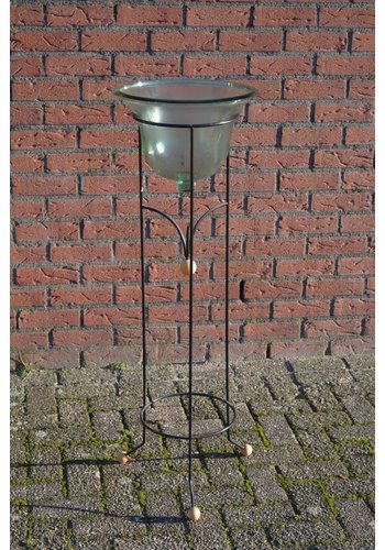 Driepoot metaal met puntglas 