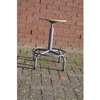 thumb-Industrieel zitkrukje-2
