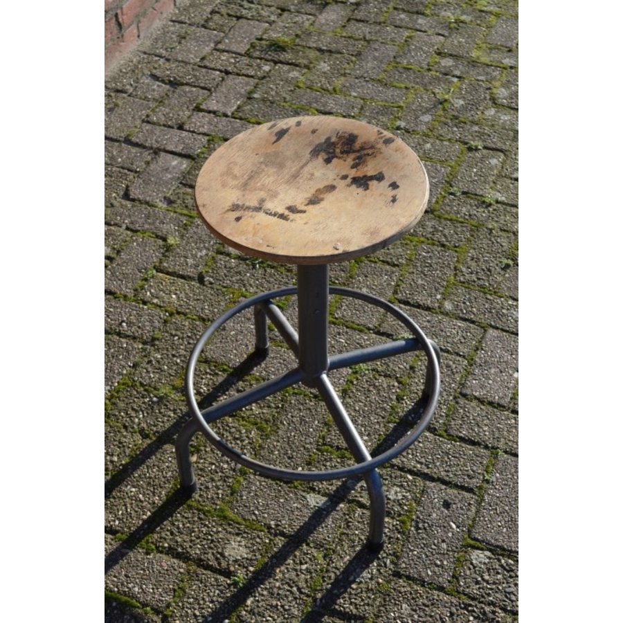 Industrieel zitkrukje-4